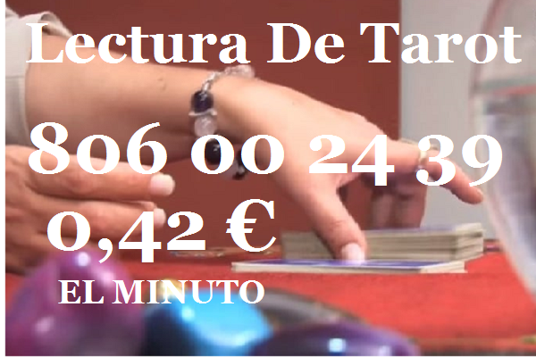 Tarot 806/Tarot Visa/8 € los 30 Min